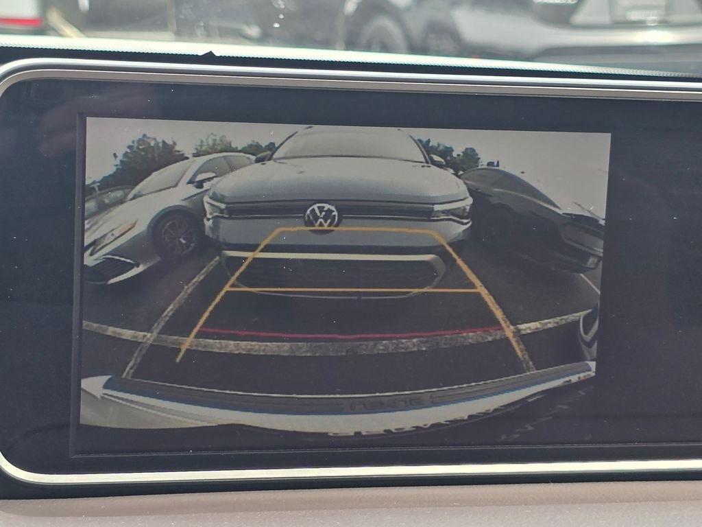 Used 2019 White Lexus 350L image 23