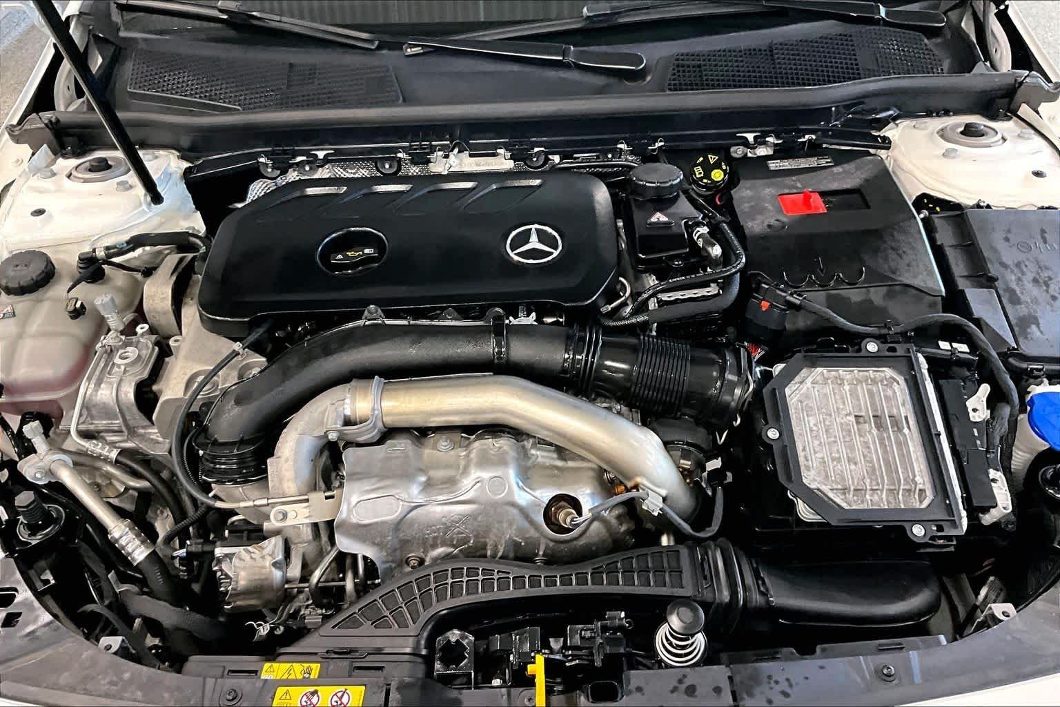 Used 2025 Polar White Mercedes-Benz CLA 250 image 27