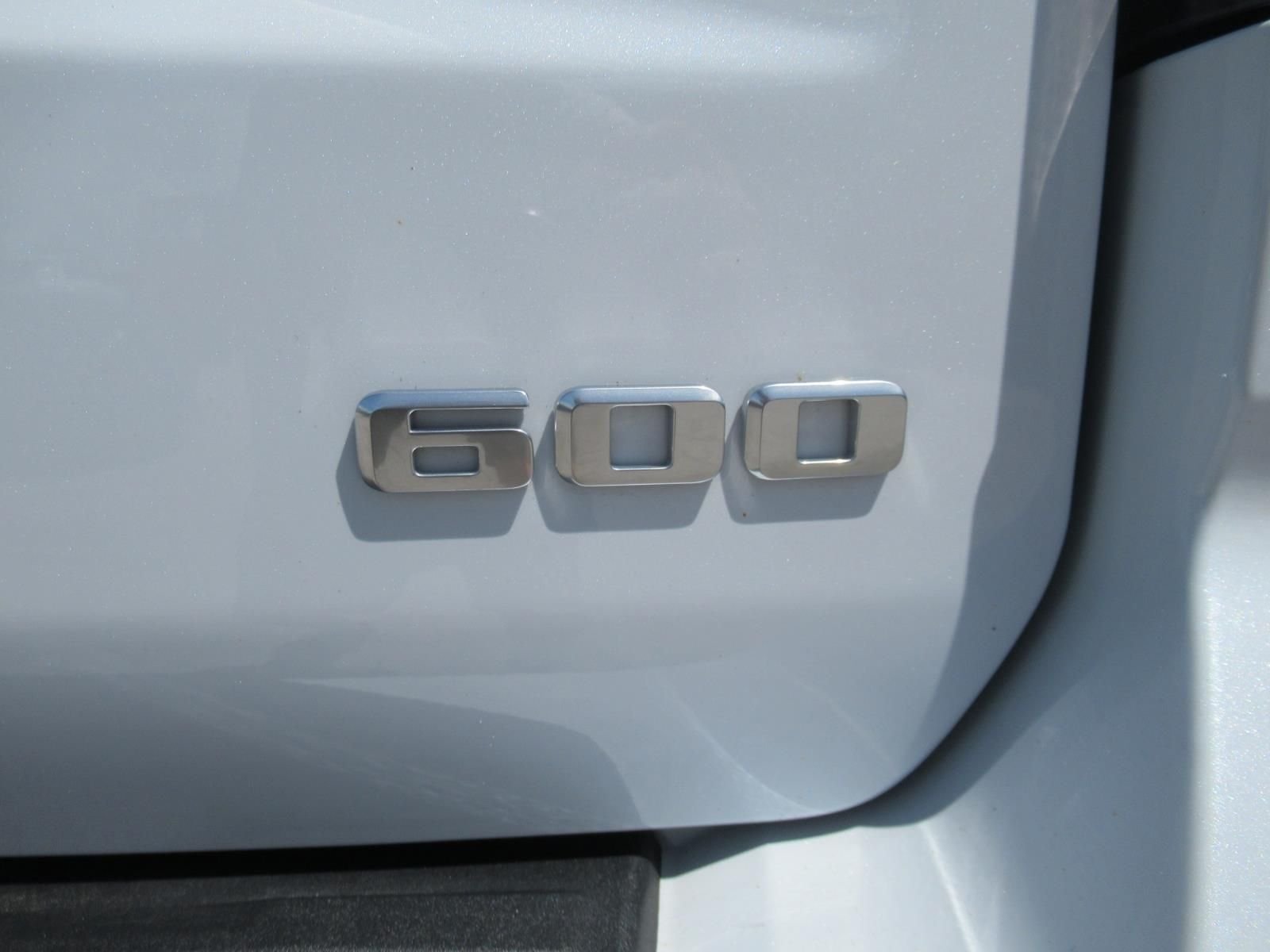 Used 2026 White Cadillac Platinum Edition image 11