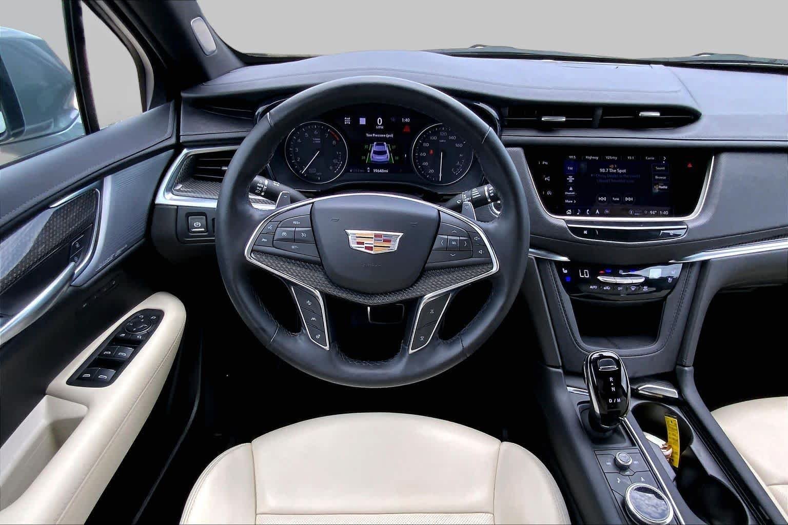 Pre-Owned 2024 Cadillac XT5 AWD Sport
