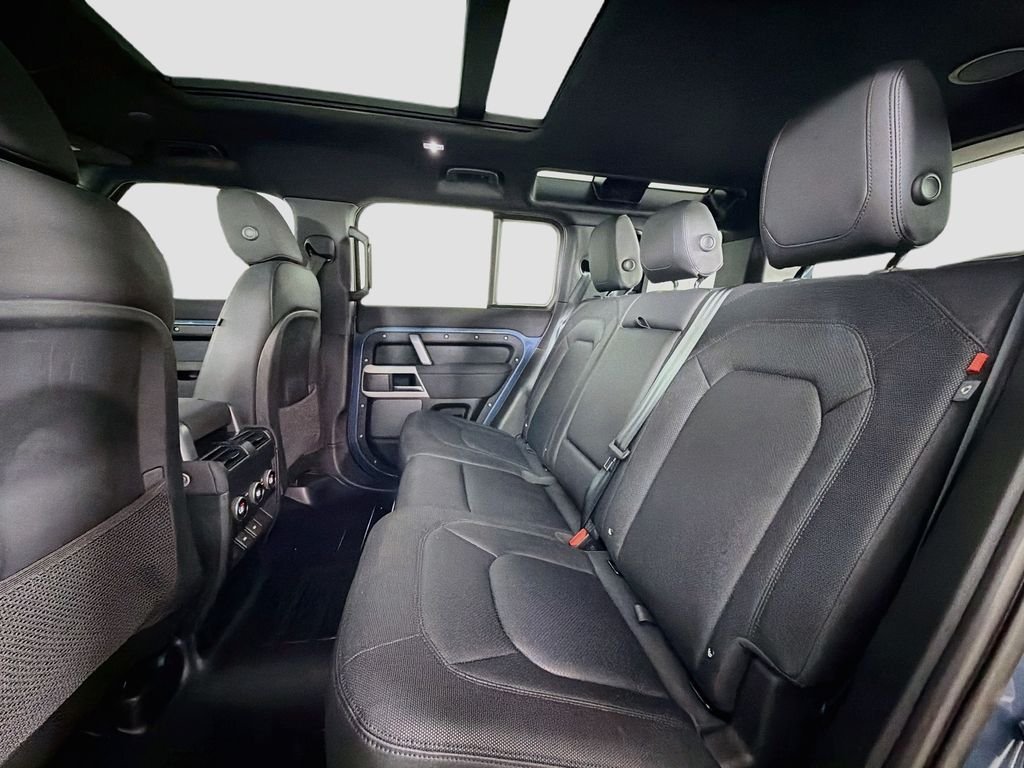 Certified Used 2023 Blue Land Rover X-Dynamic SE image 26