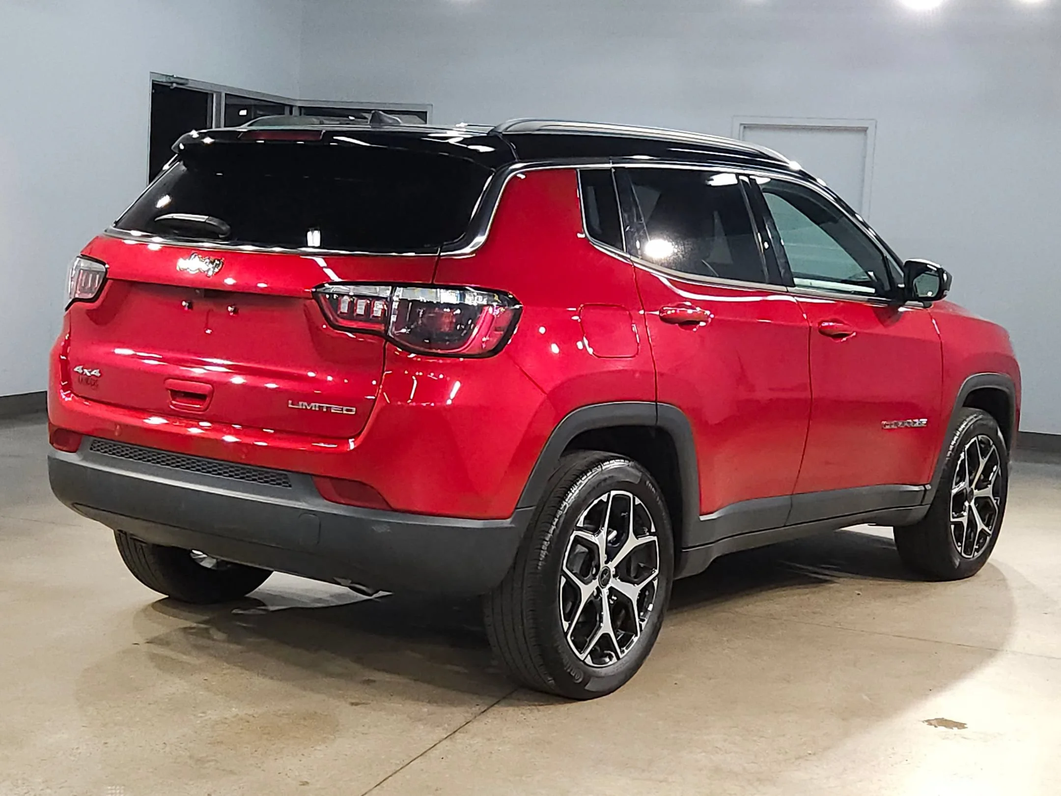 2025 Jeep Compass Limited - Photo 7