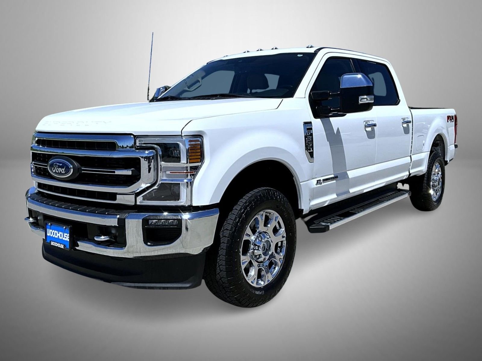 Used 2022 White Ford Lariat image 1