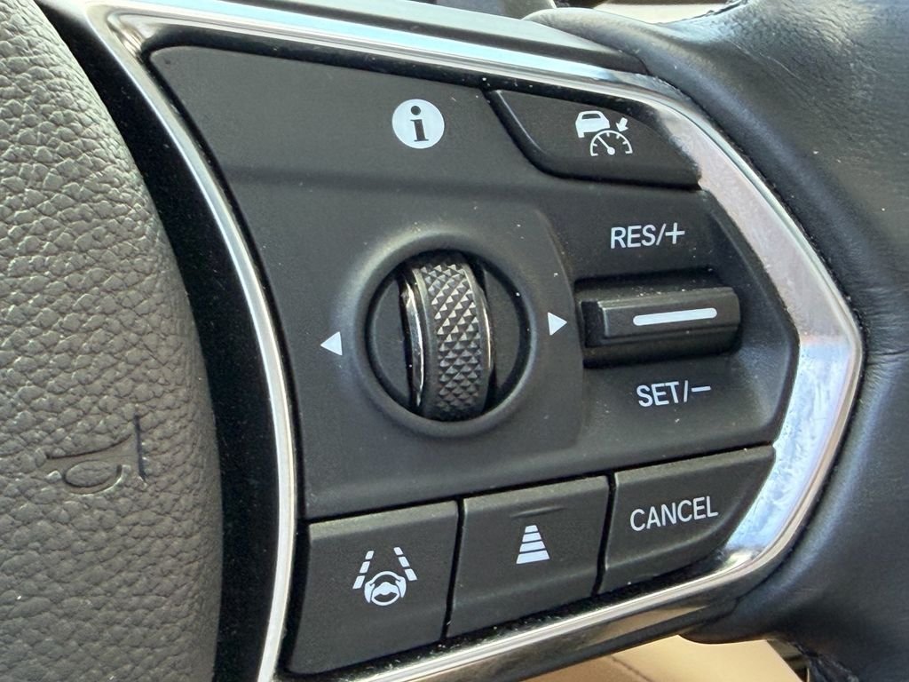 Used 2023  Acura Technology image 32