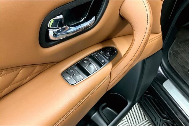 Used 2022 Anthracite Gray INFINITI Sensory image 33