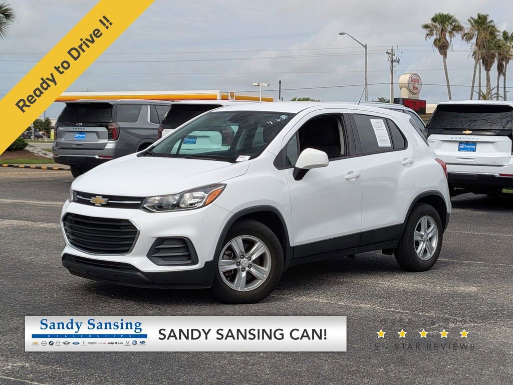 2022 Chevrolet Trax LS's photo