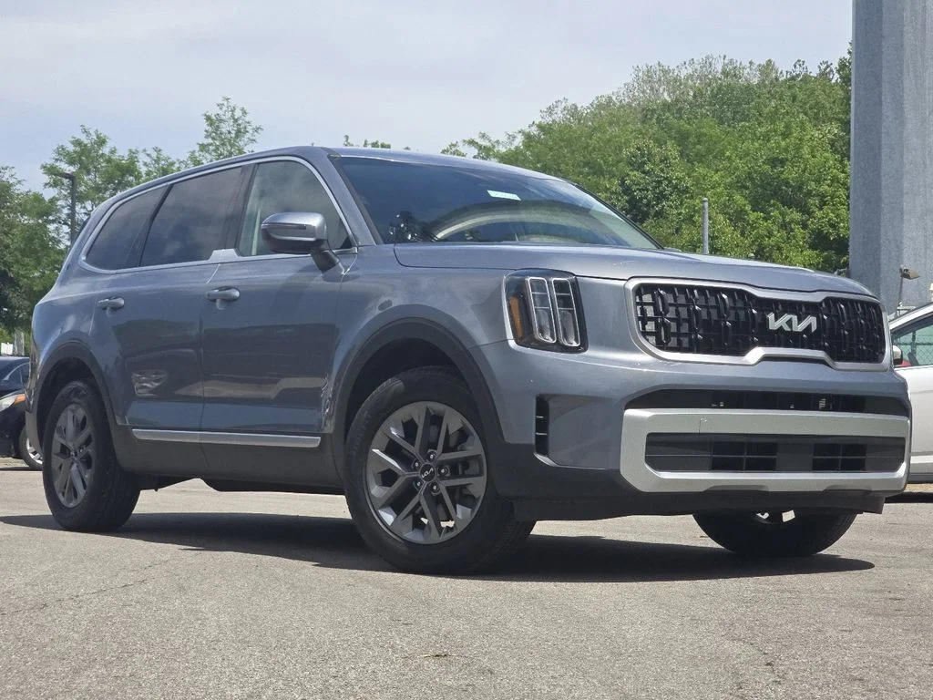 2024 Kia Telluride LX FWD's photo