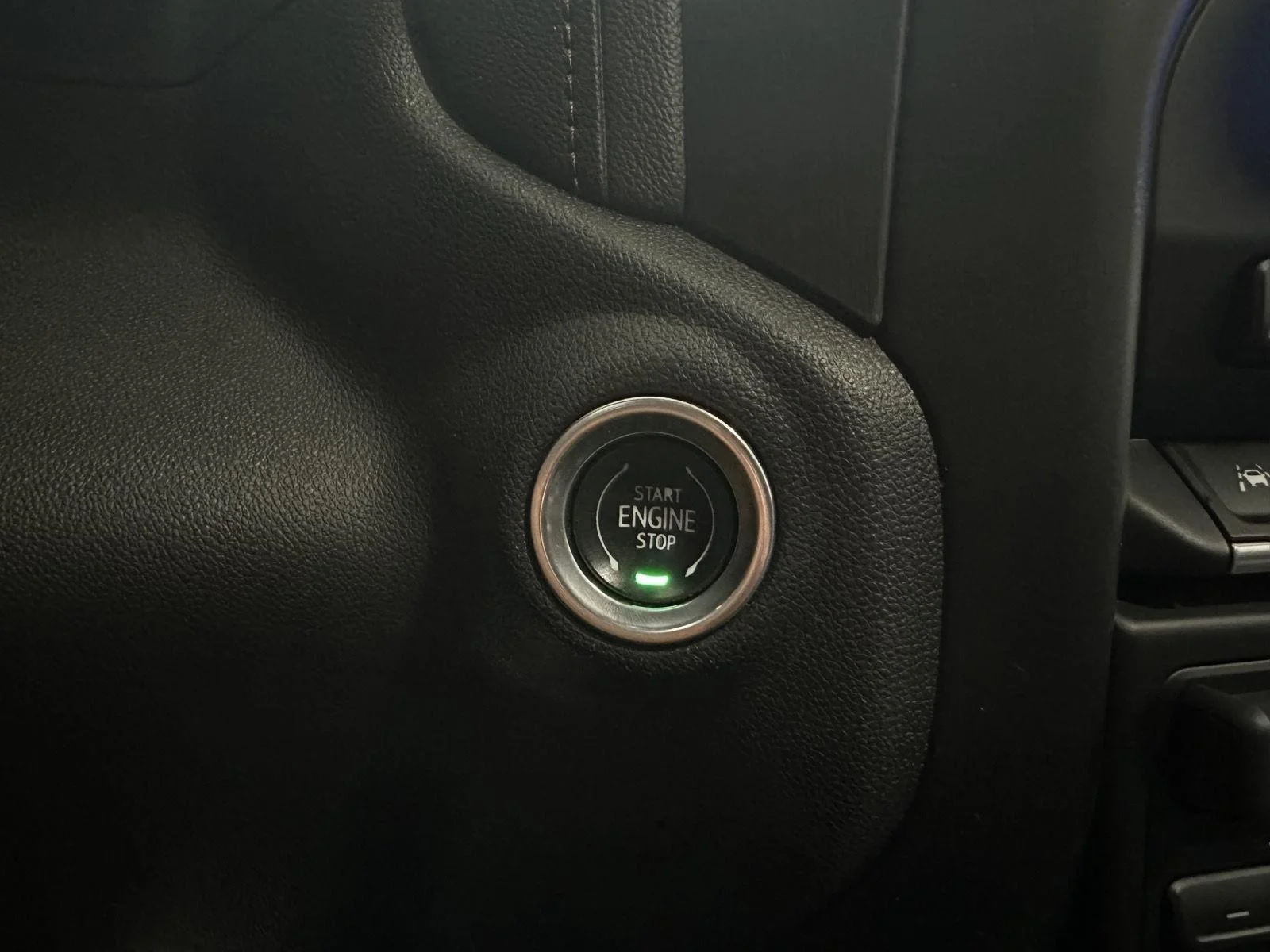 Used 2020 PACIFIC BLUE METALLIC GMC AT4 image 14