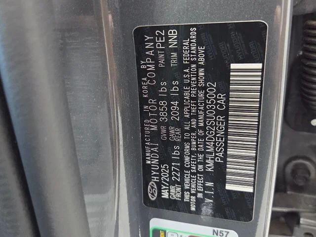 Used 2025 Gray Hyundai SEL Sport image 18