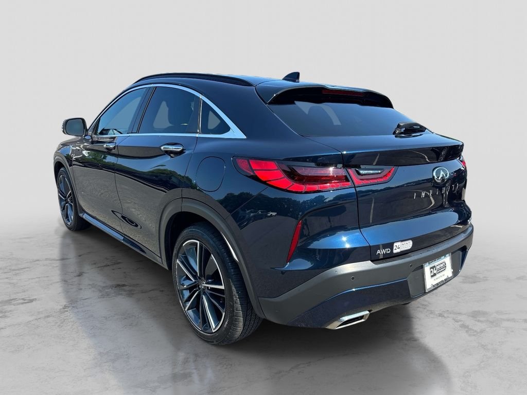 Certified Used 2025 Blue INFINITI LUXE image 3