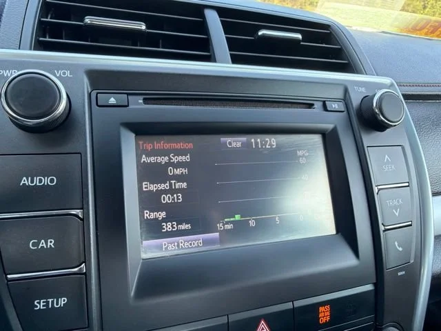 Used 2017 Gray Toyota XLE image 39