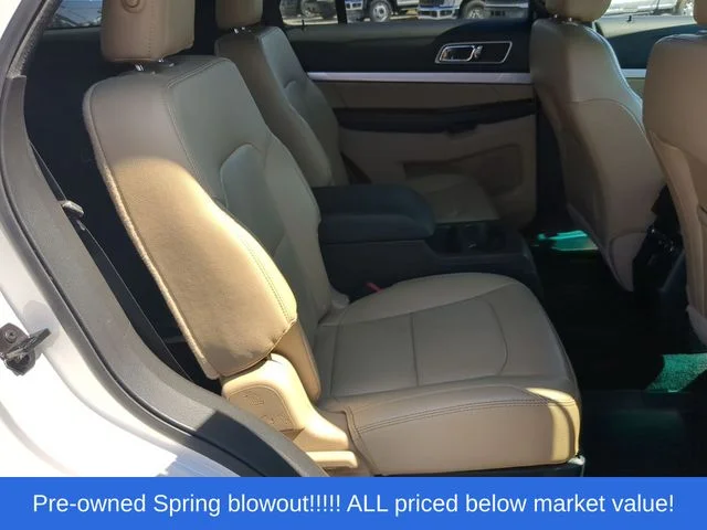 Used 2017 White Ford XLT image 43