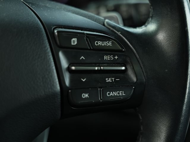 Used 2019 Chalk White Hyundai 2.0 Premium image 26