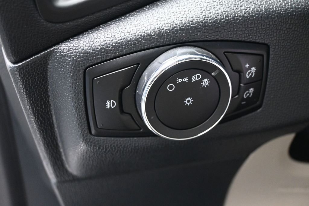 Certified Used 2019 White Ford SE image 12