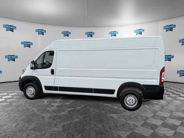 Used 2026 White Ram High Roof image 3