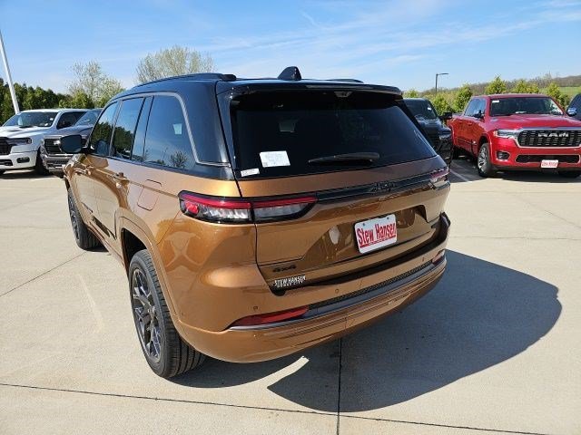 Used 2026 Copper Shino Metallic Clearcoat Jeep Summit image 3