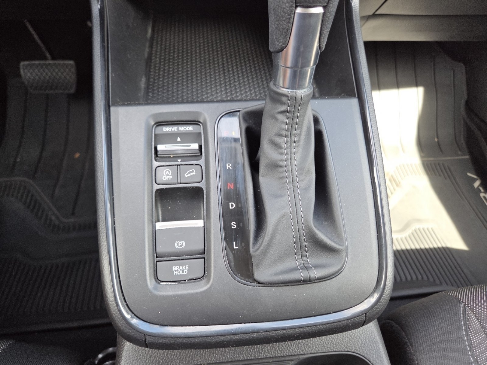 Used 2023 Urban Gray Honda EX image 31