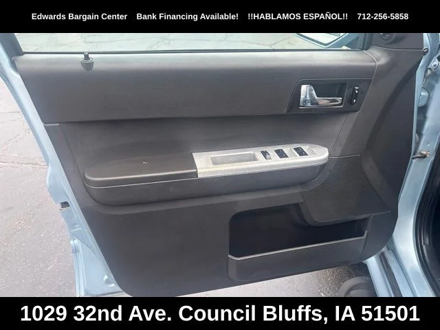 Used 2008 Blue Mercury Premier image 15