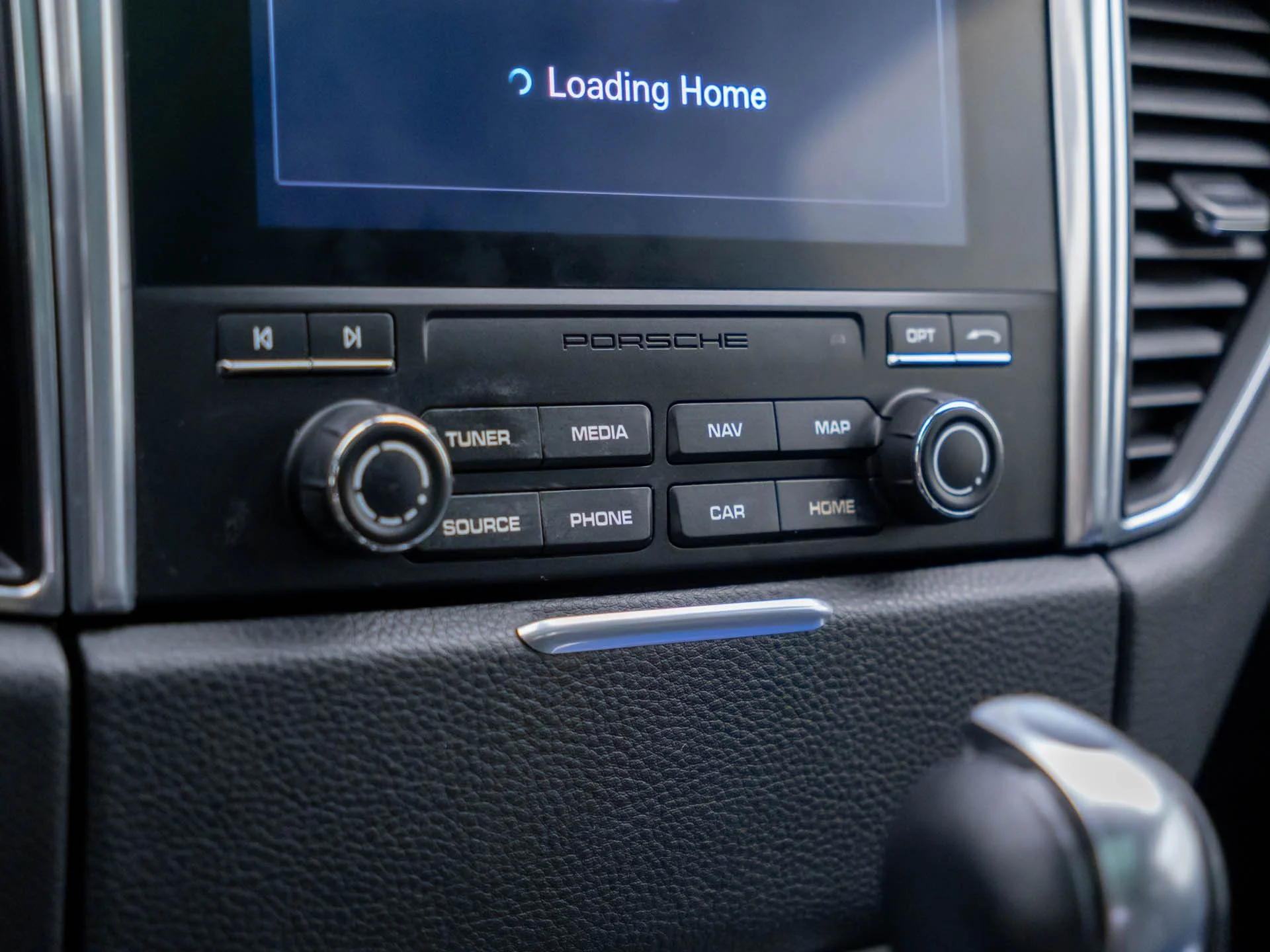 Used 2017  Porsche  image 25