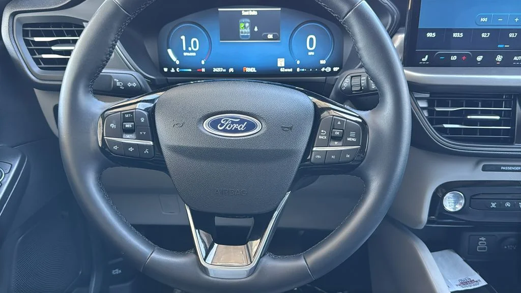 New 2025 Rapid Red Metallic Tinted Clearcoat Ford Active™ image 8