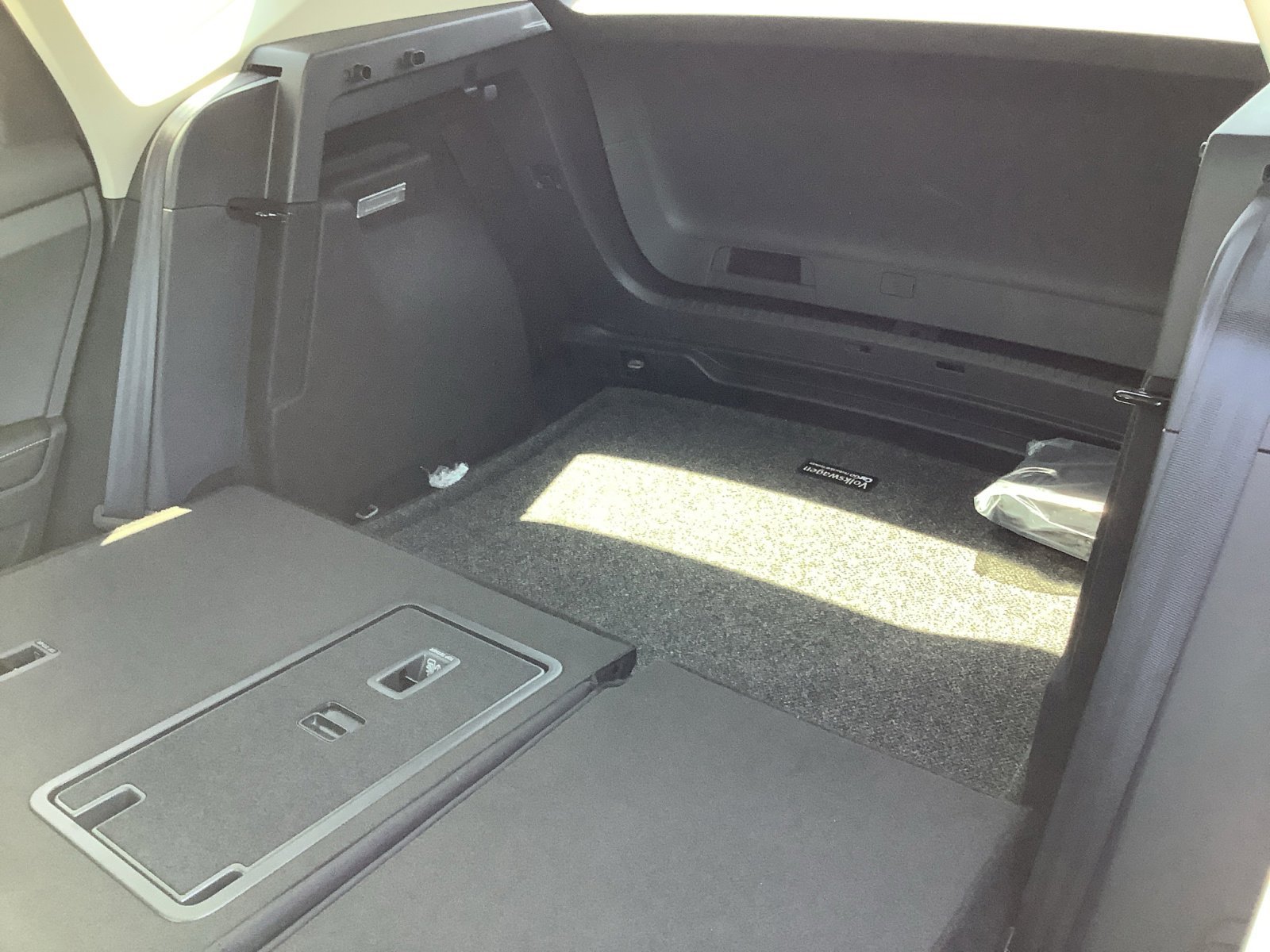 2026 Volkswagen Taos SE Black - Photo 23