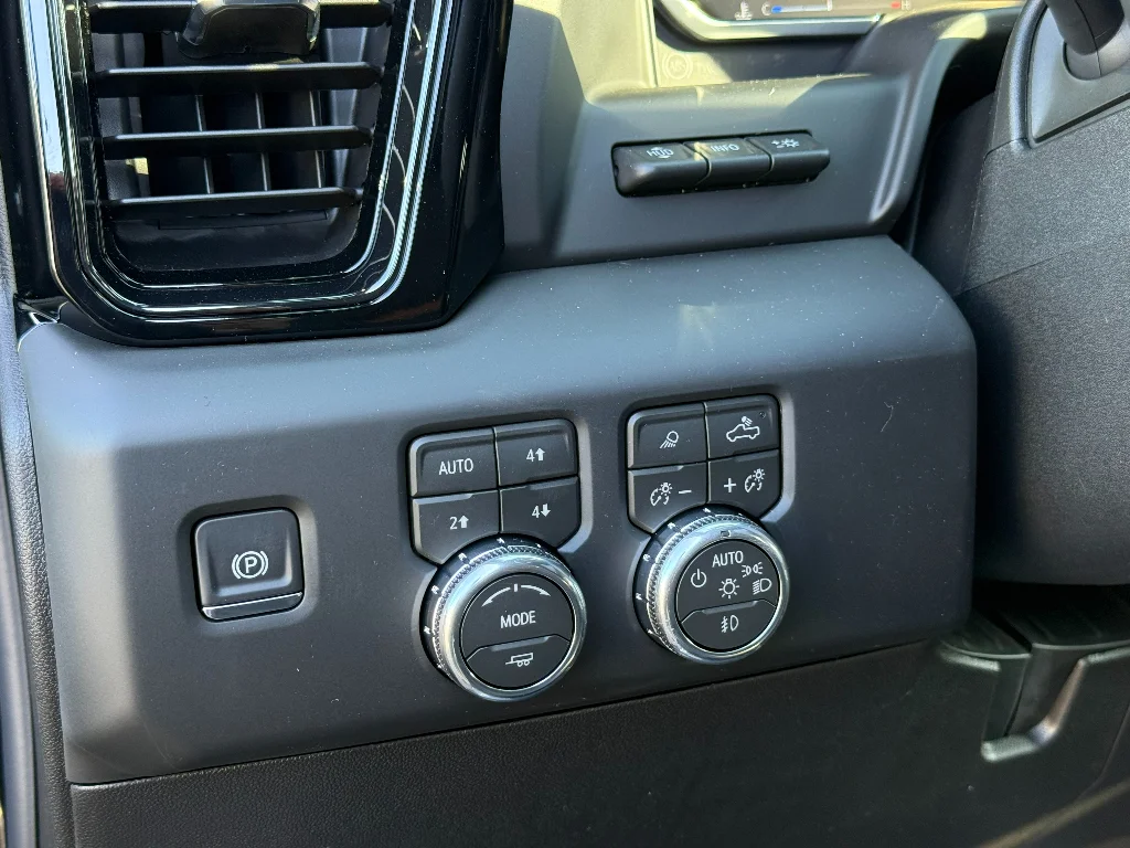 2026 GMC Sierra 2500HD AT4 - Photo 22