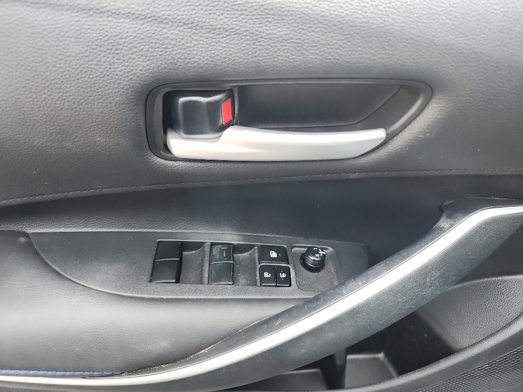 Used 2020 Celestite Toyota SE image 18