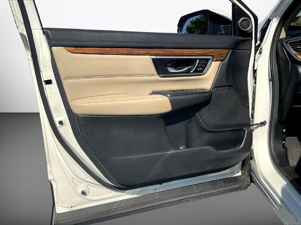 Used 2017  Honda EX-L image 21