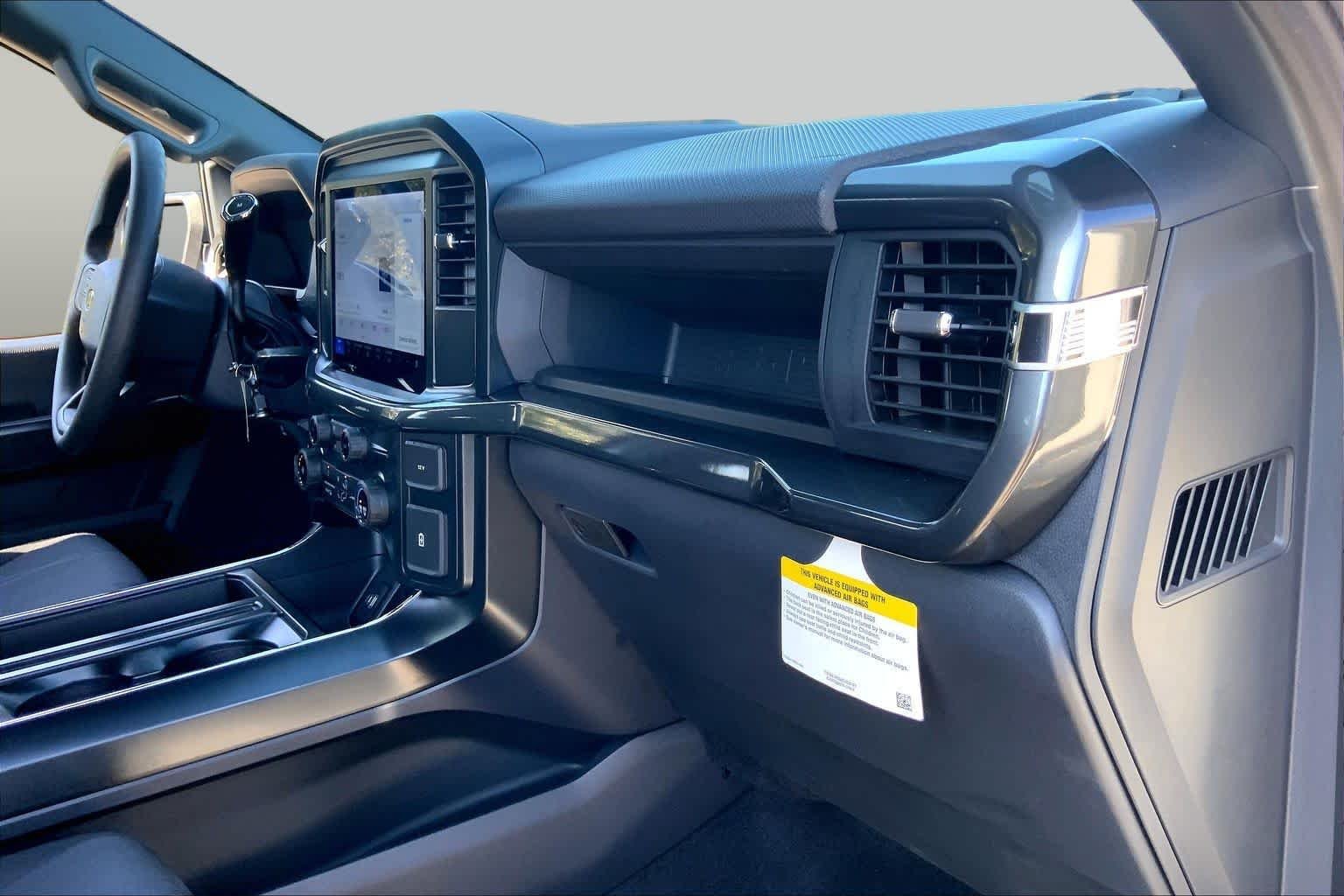 Used 2025 Oxford White Ford STX image 18