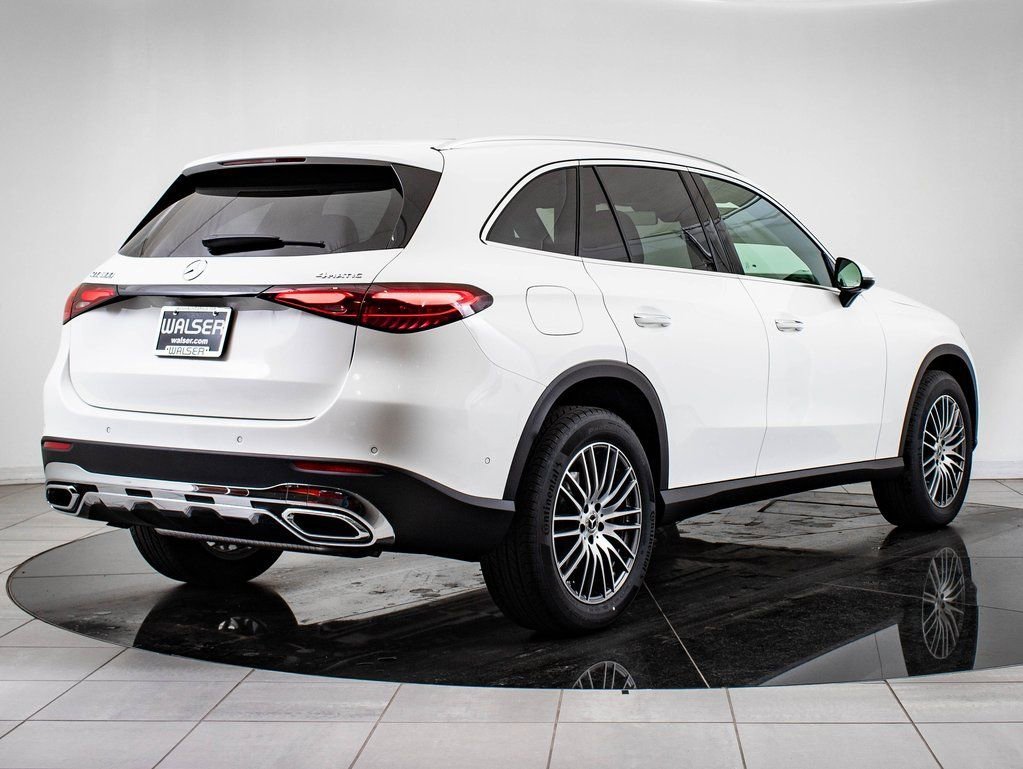Used 2025 Polar White Mercedes-Benz GLC 300 image 10