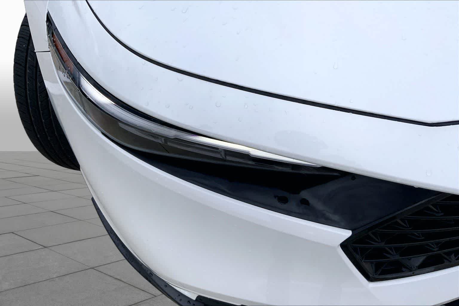 Used 2023 Meteorite Gray Metallic Honda EX image 27