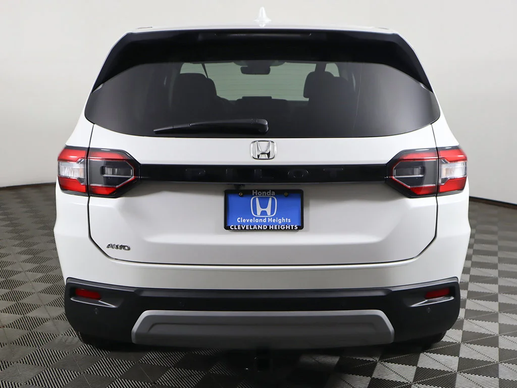 2025 Honda Pilot EX-L - Photo 12