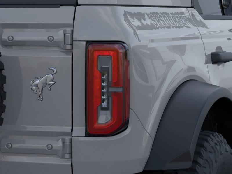 New 2026 Avalanche Gray Ford Badlands image 23