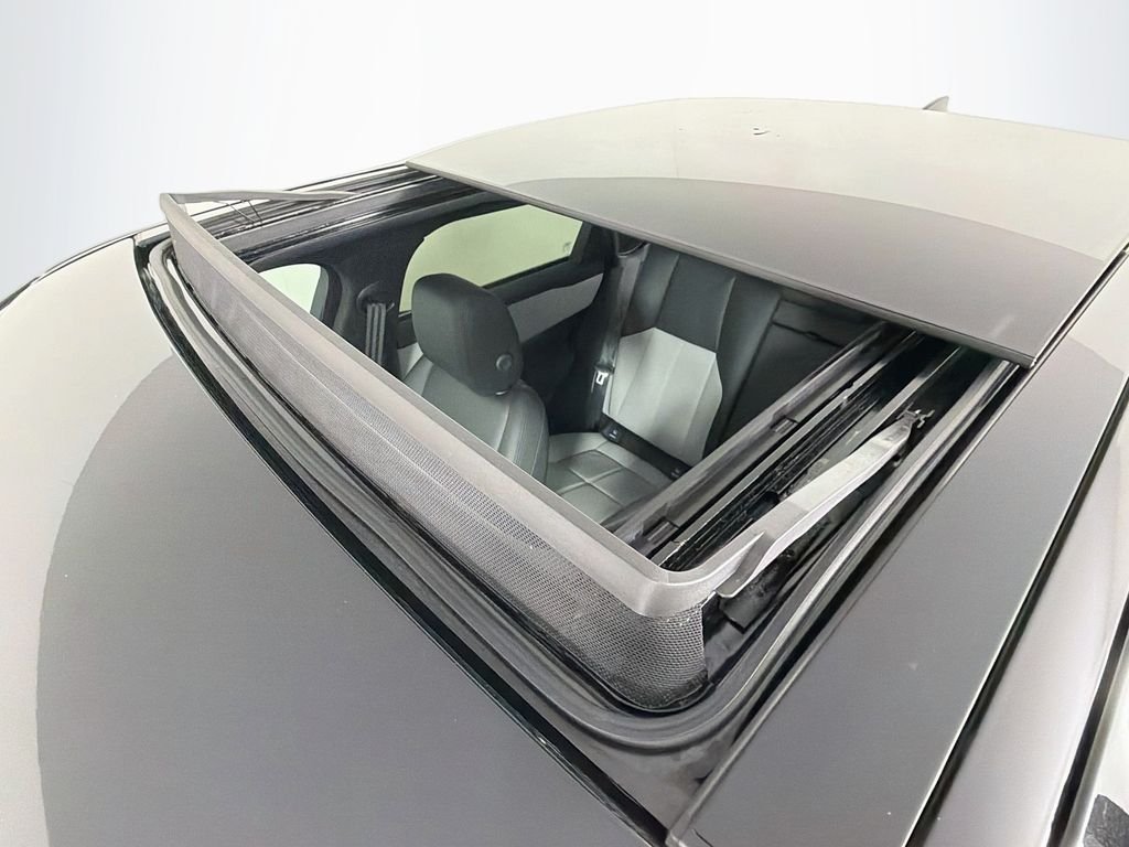 Used 2026 White Land Rover S image 22