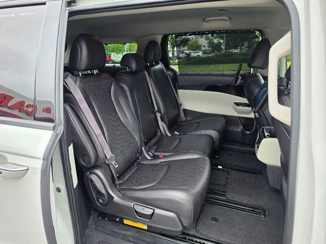 Used 2022 White Kia SX image 14