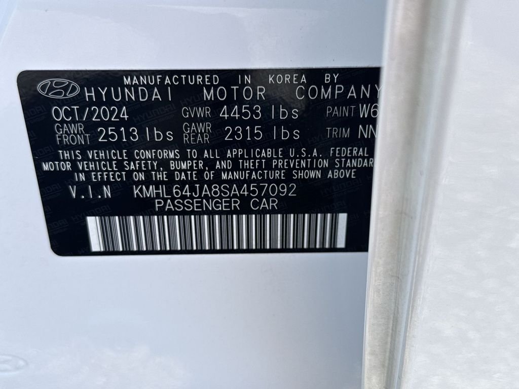 Used 2025 White Hyundai SEL image 78