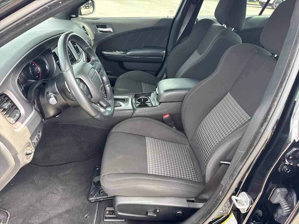 Used 2022 Pitch Black Clearcoat Dodge GT image 9