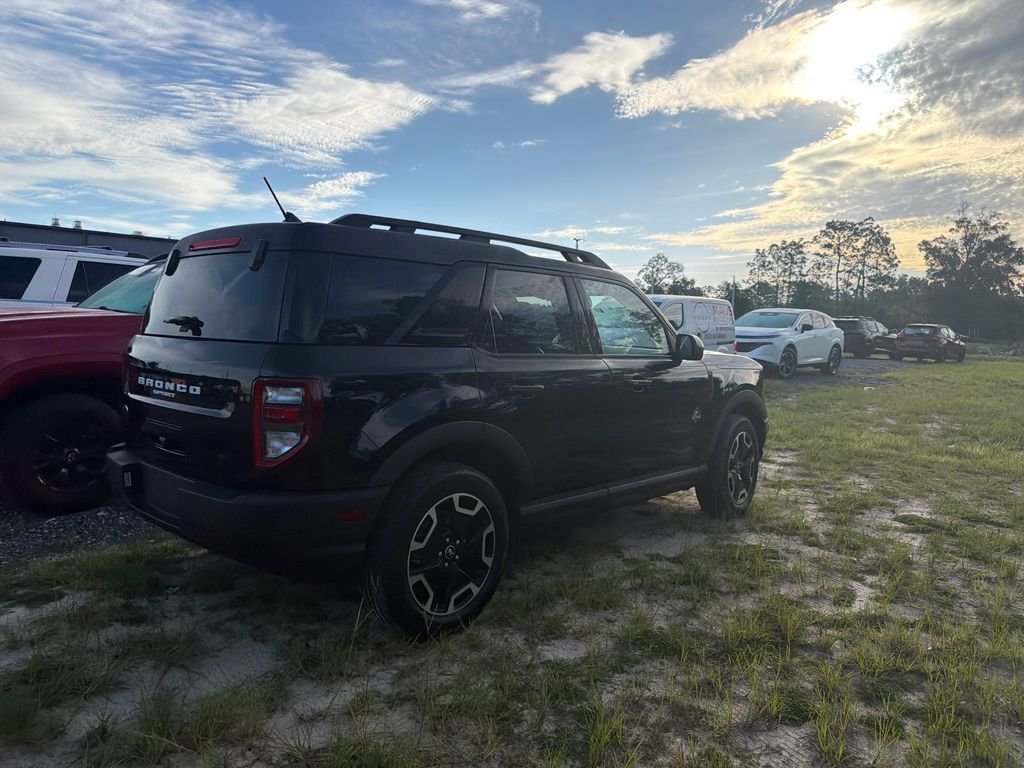 Used 2023 Black Ford Outer Banks image 5