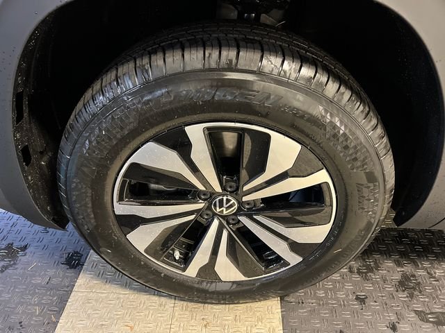New 2026 Blue Volkswagen 1.5T SE image 8