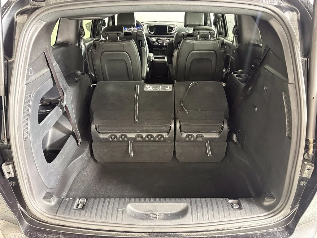 Used 2020 Black Chrysler Touring L Plus image 16