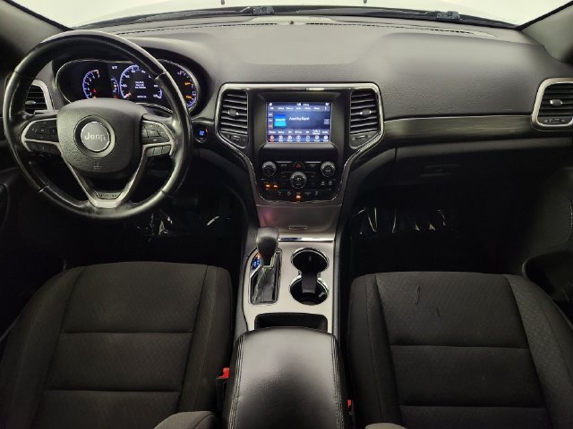 Used 2020 Black Jeep Laredo E image 19