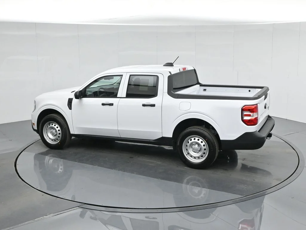 New 2026 Oxford White Ford XL image 39