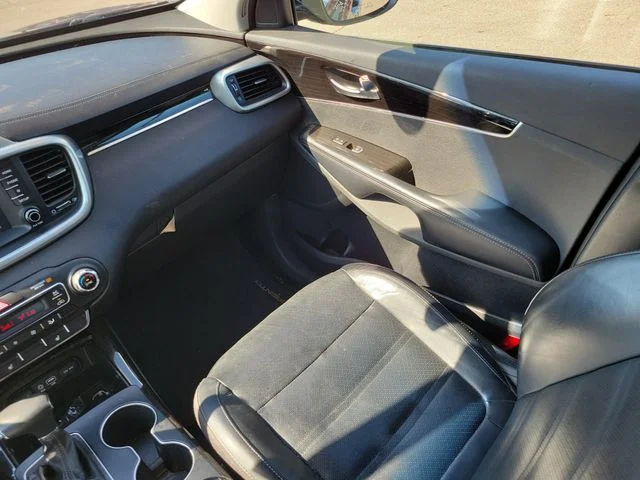Used 2019 Purple Kia EX image 17