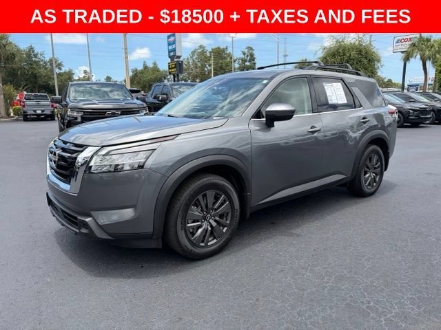 Used 2022 Gray Nissan SV 2WD image 3