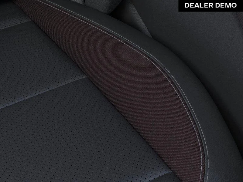 Used 2025  Chevrolet RS image 21