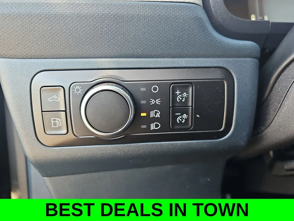 New 2026 Shadow Black Ford XLT image 25