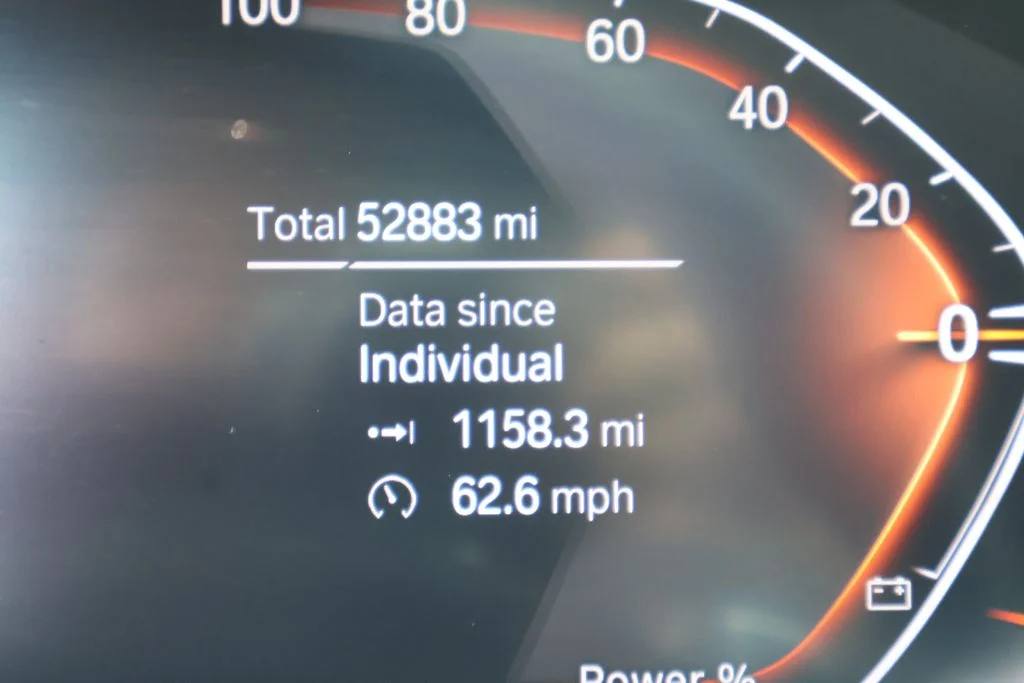 Used 2021 Gray BMW xDrive40i image 25