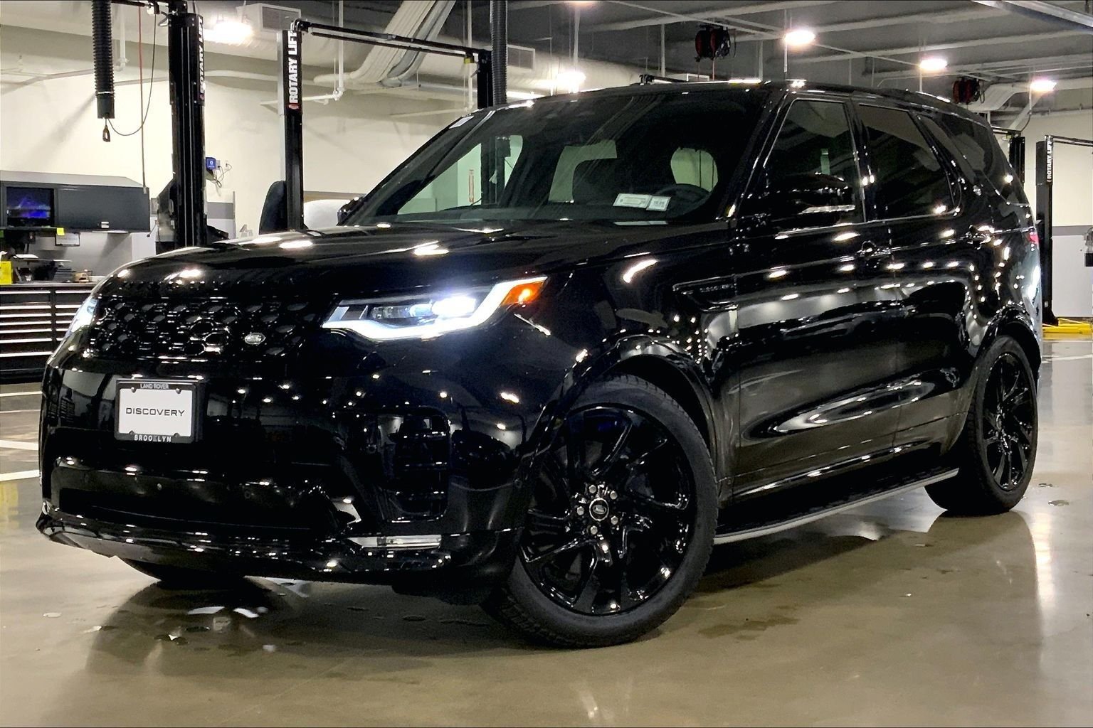 2025 Land Rover Discovery
