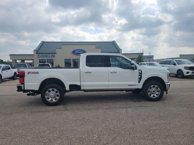 New 2026 Star White Metallic Tri-Coat Ford F-250® King Ranch® image 71