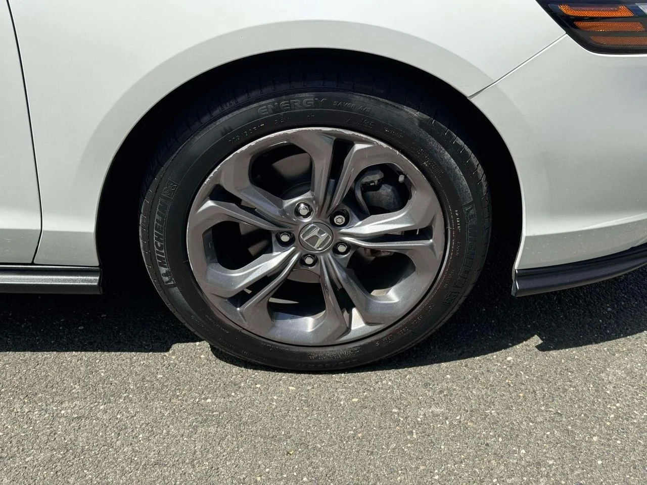 2023 Honda Accord EX - Photo 9
